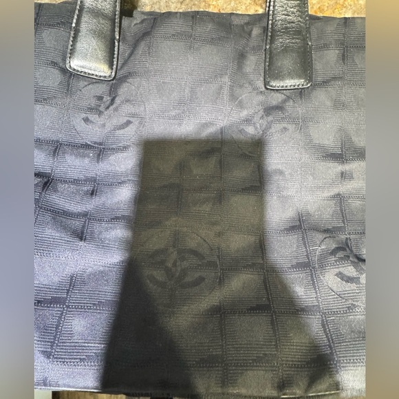 Authentic CHANEL bag USED in black - Picture 4 of 6